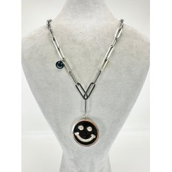 Gümüş Siyah Taşlı Gülen Yüz Kolye 